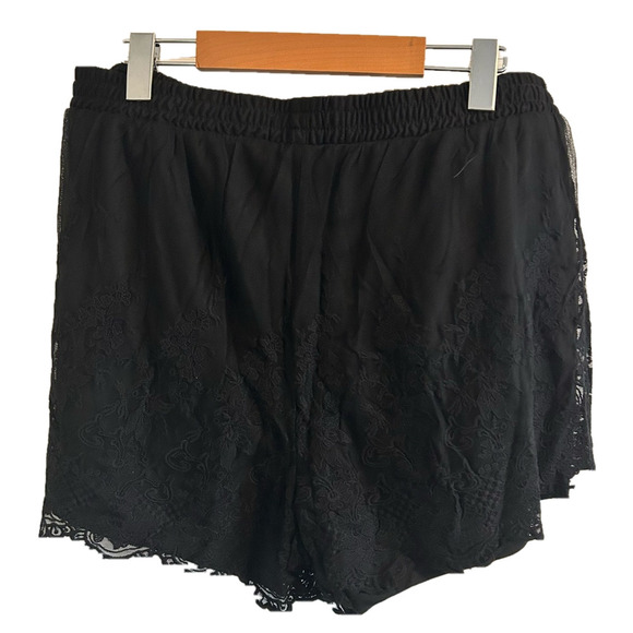 NEW TORRID 5 Inch Pull On Stretch Mesh Mid Rise Short Black Sz 0 or L Whimsygoth - Picture 6 of 12